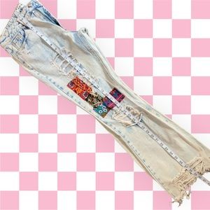Almost Famous Patchwork Ripped Jean 28